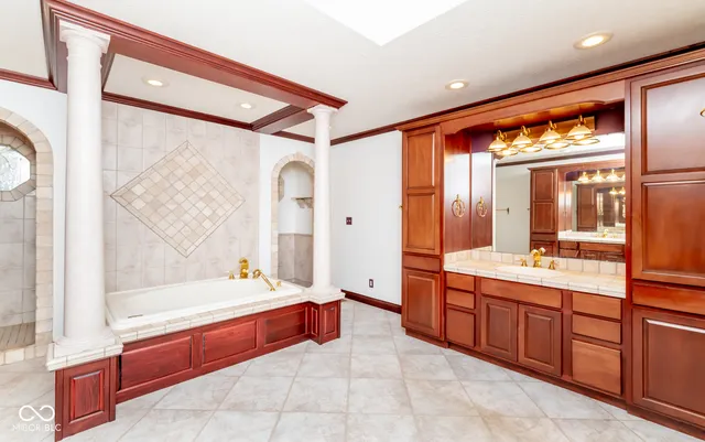 $419,900 | 7713 North County Road 100 West, Seymour, IN 47274