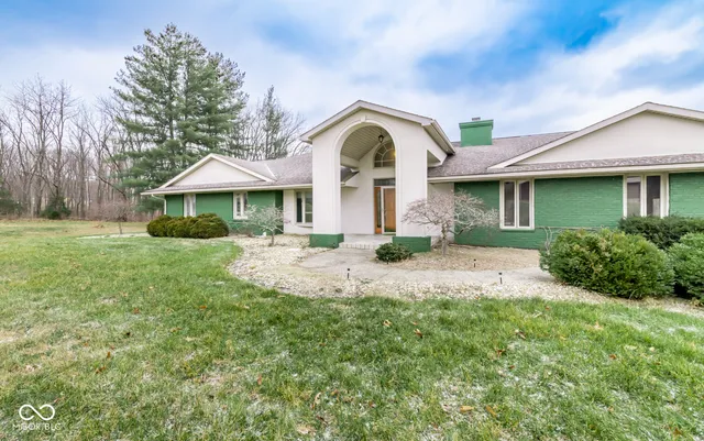 $419,900 | 7713 North County Road 100 West, Seymour, IN 47274