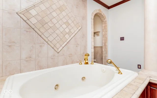 $419,900 | 7713 North County Road 100 West, Seymour, IN 47274