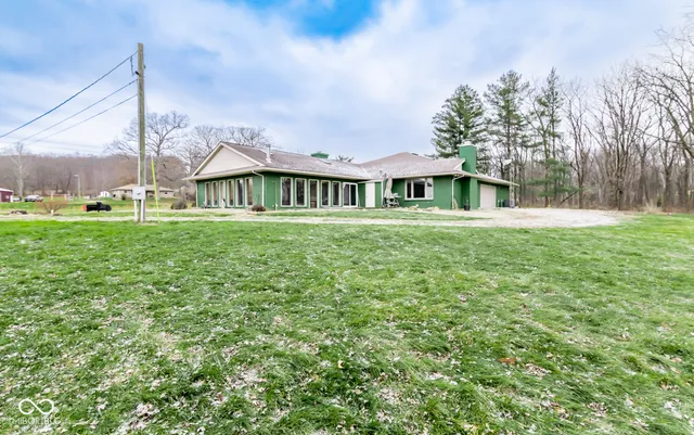 $419,900 | 7713 North County Road 100 West, Seymour, IN 47274