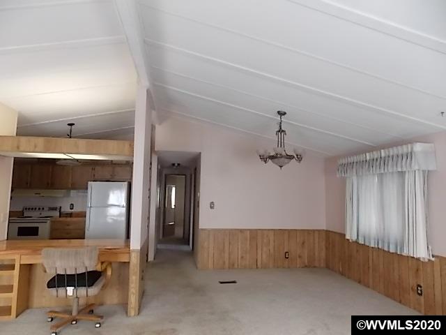 5422 Portland Road Northeast, Unit 136 Salem, OR 97305 - Photo 5 of 16