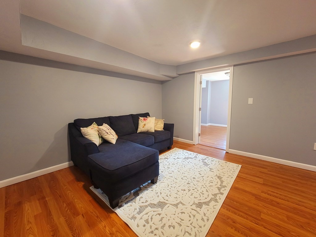 39 Providence Road Sutton, MA 01590 - Photo 36 of 42
