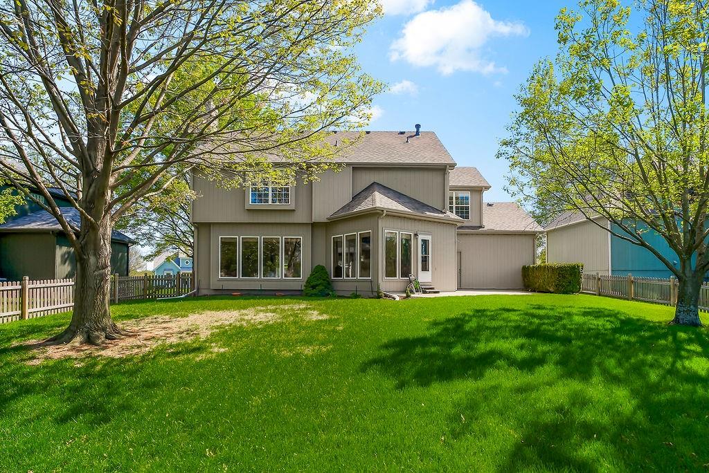 5210 Round Prairie Street Shawnee, KS 66226 - Photo 39 of 45
