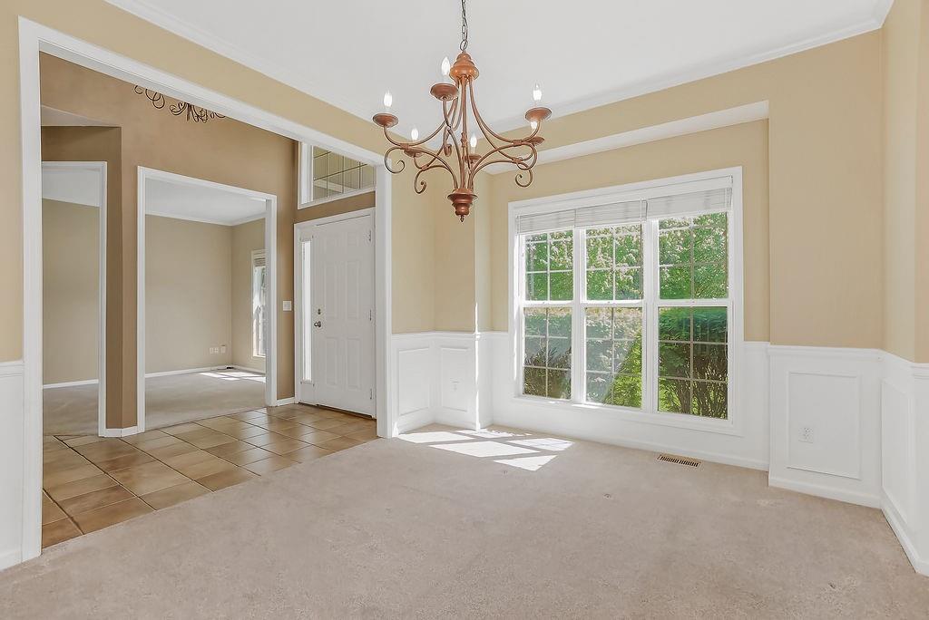 5210 Round Prairie Street Shawnee, KS 66226 - Photo 6 of 45