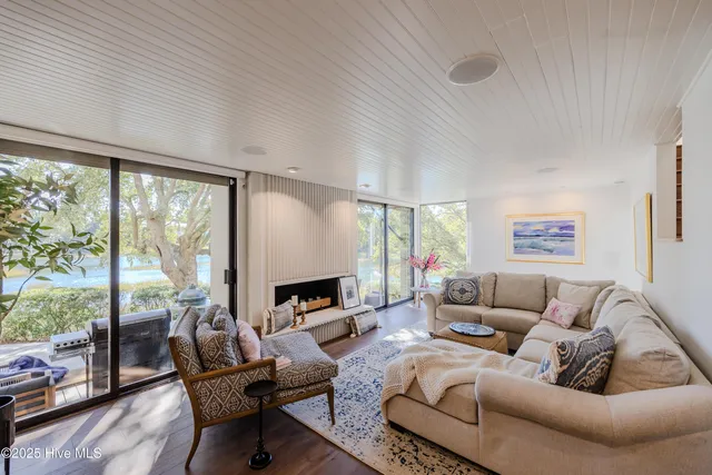 $8,900 | 345 Bradley Drive, Unit 16, Wilmington, NC 28409