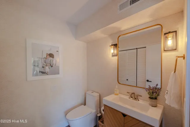 $8,900 | 345 Bradley Drive, Unit 16, Wilmington, NC 28409