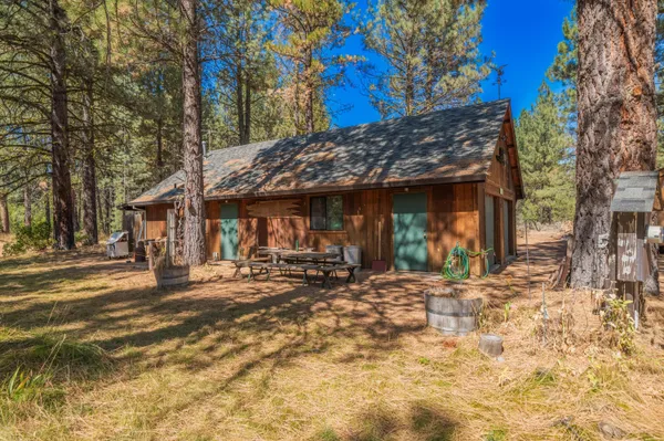 a view of a house with a outdoor space