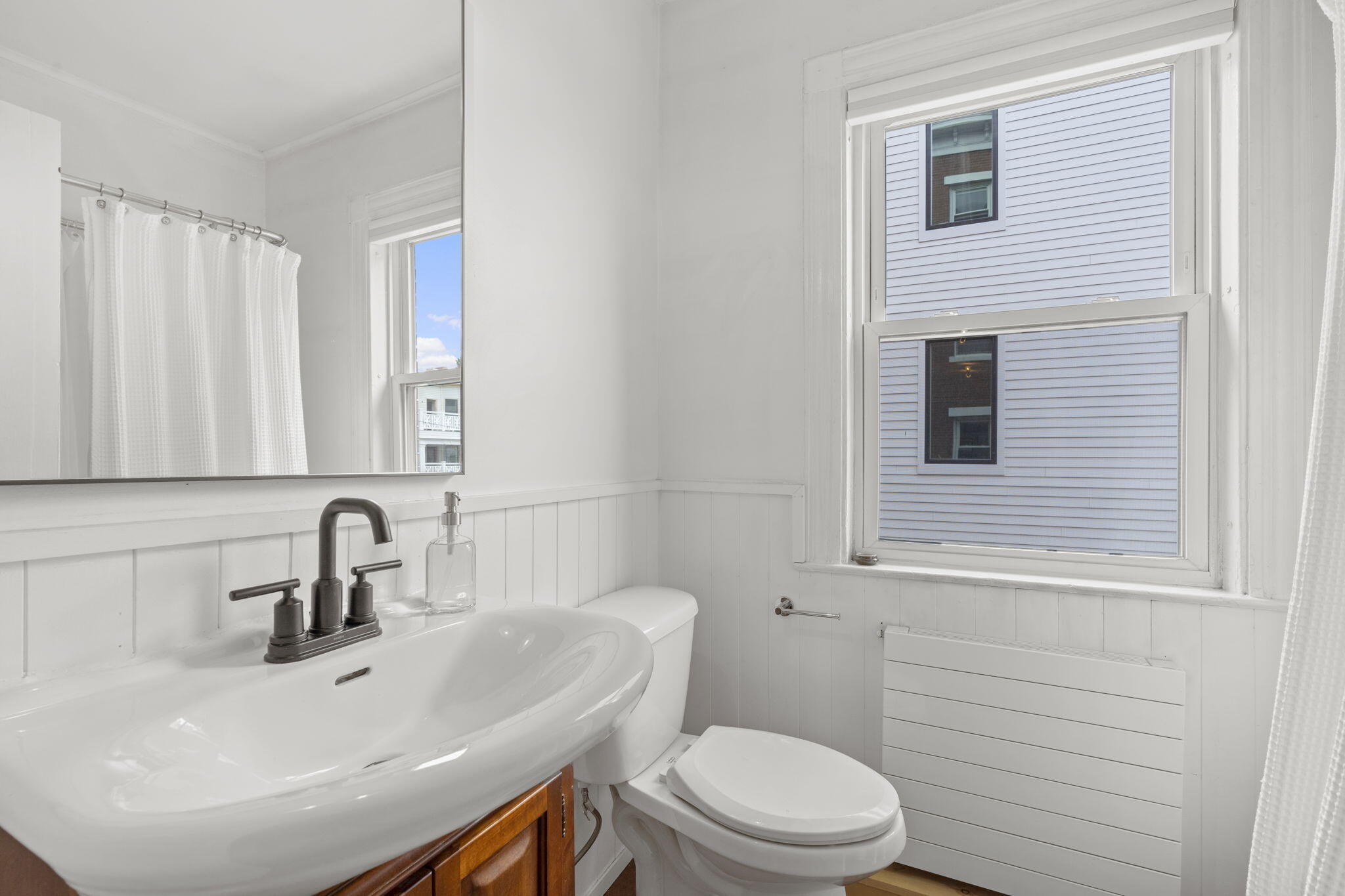 98 Grant Street, Unit 4 Portland, ME 04101 - Photo 15 of 29 98 Grant Stret #4