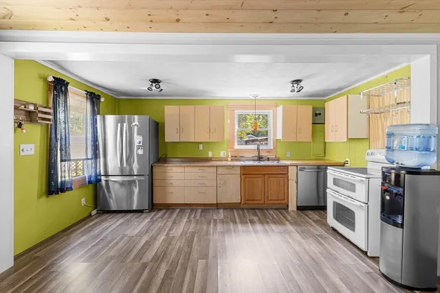 $399,900 | 15 Morrison Way, Lakeville, MA 02347