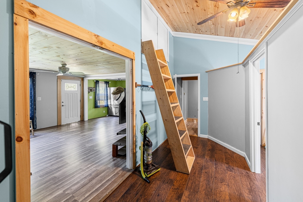 15 Morrison Way Lakeville, MA 02347 - Photo 22 of 26 a view of entryway