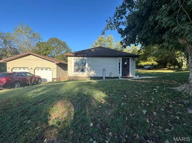 $134,900 | 401 Englehart Lane, Marble Hill, MO 63764