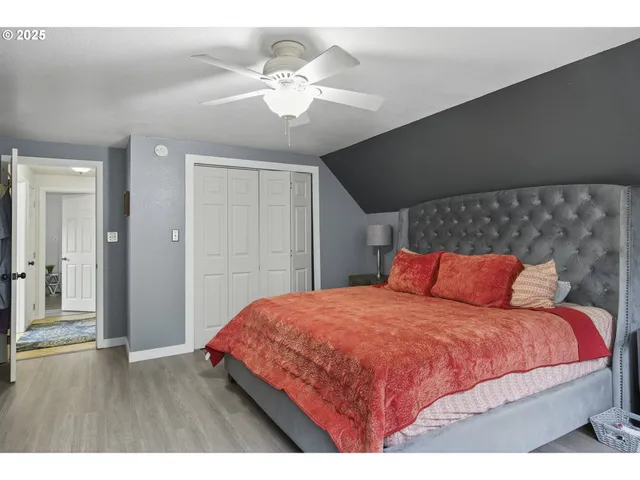 $1,249,900 | 6743 North Bank Road, Roseburg, OR 97470