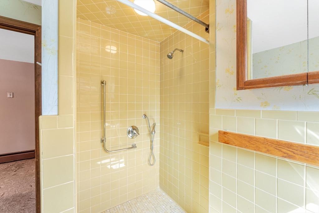 44 Milton Avenue Boston, MA 02136 - Photo 23 of 32 a bathroom with a shower