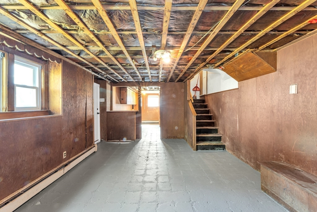 44 Milton Avenue Boston, MA 02136 - Photo 24 of 32 a view of entryway