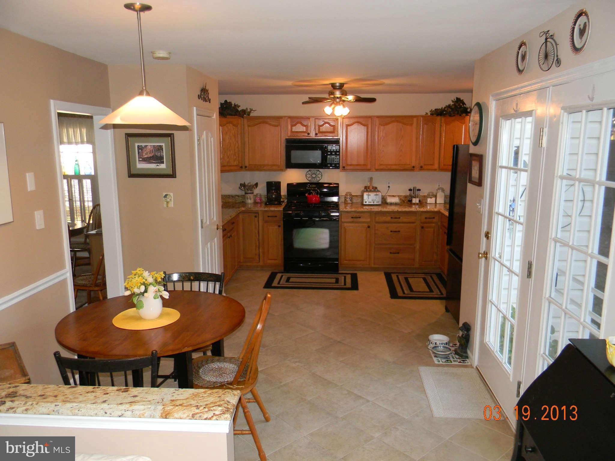 232 Canyon Road Winchester, VA 22602 - Photo 12 of 23 Kitchen