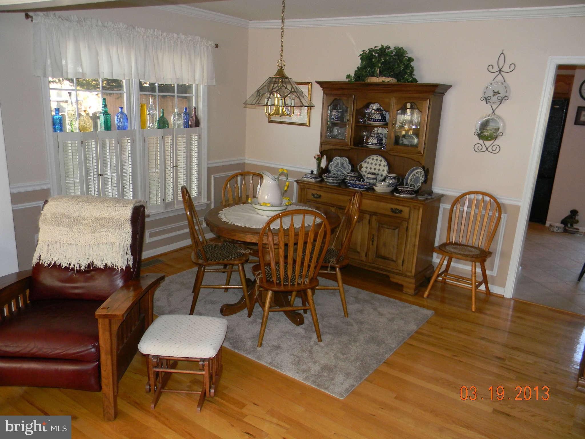 232 Canyon Road Winchester, VA 22602 - Photo 7 of 23 Dining Room