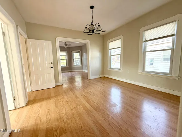 $1,700 | 1017 Hegeman Street, Unit 2, Schenectady, NY 12306