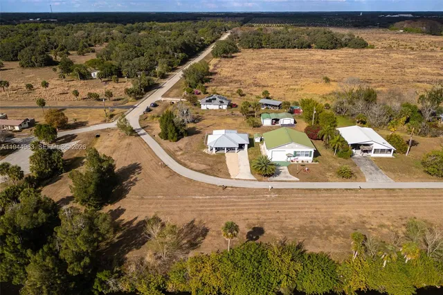 $275,000 | 1053 Lock Lane, Moore Haven, FL 33471