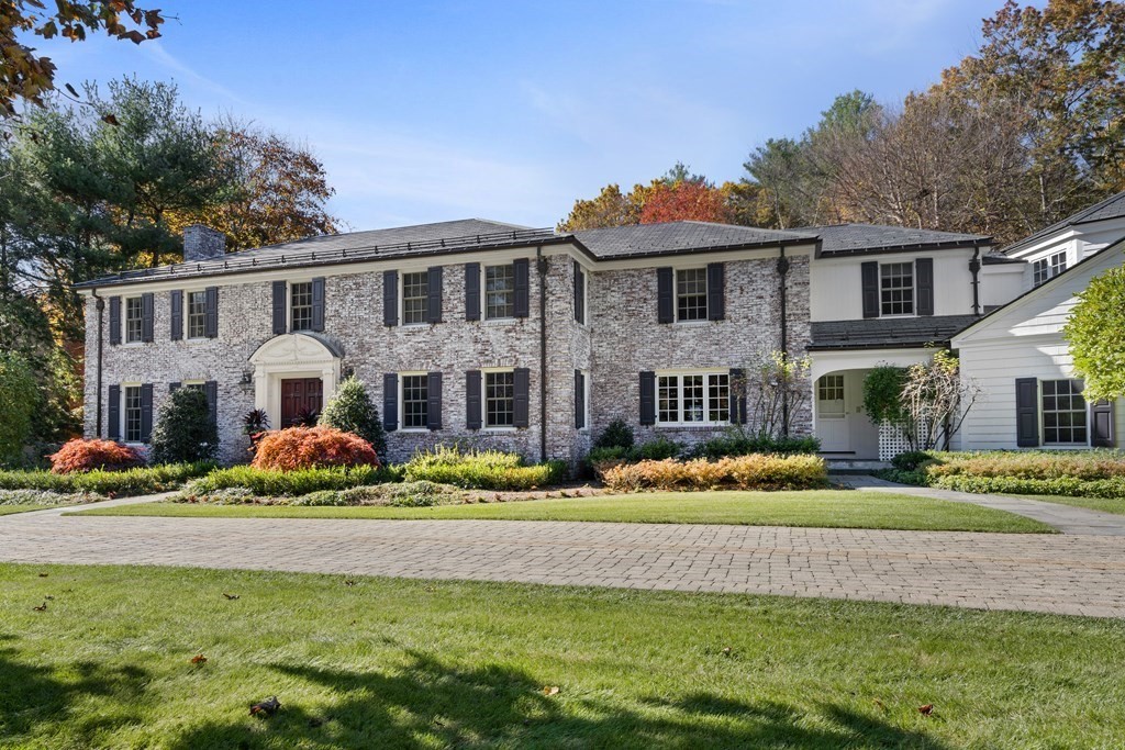 36 Ridge Hill Farm Road Wellesley, MA 02482 - Photo 1 of 23