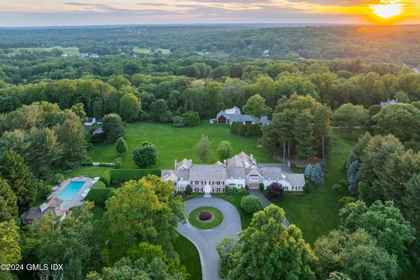 $13,000,000 | 865 Hollow Tree Ridge Road, Darien, CT 06820