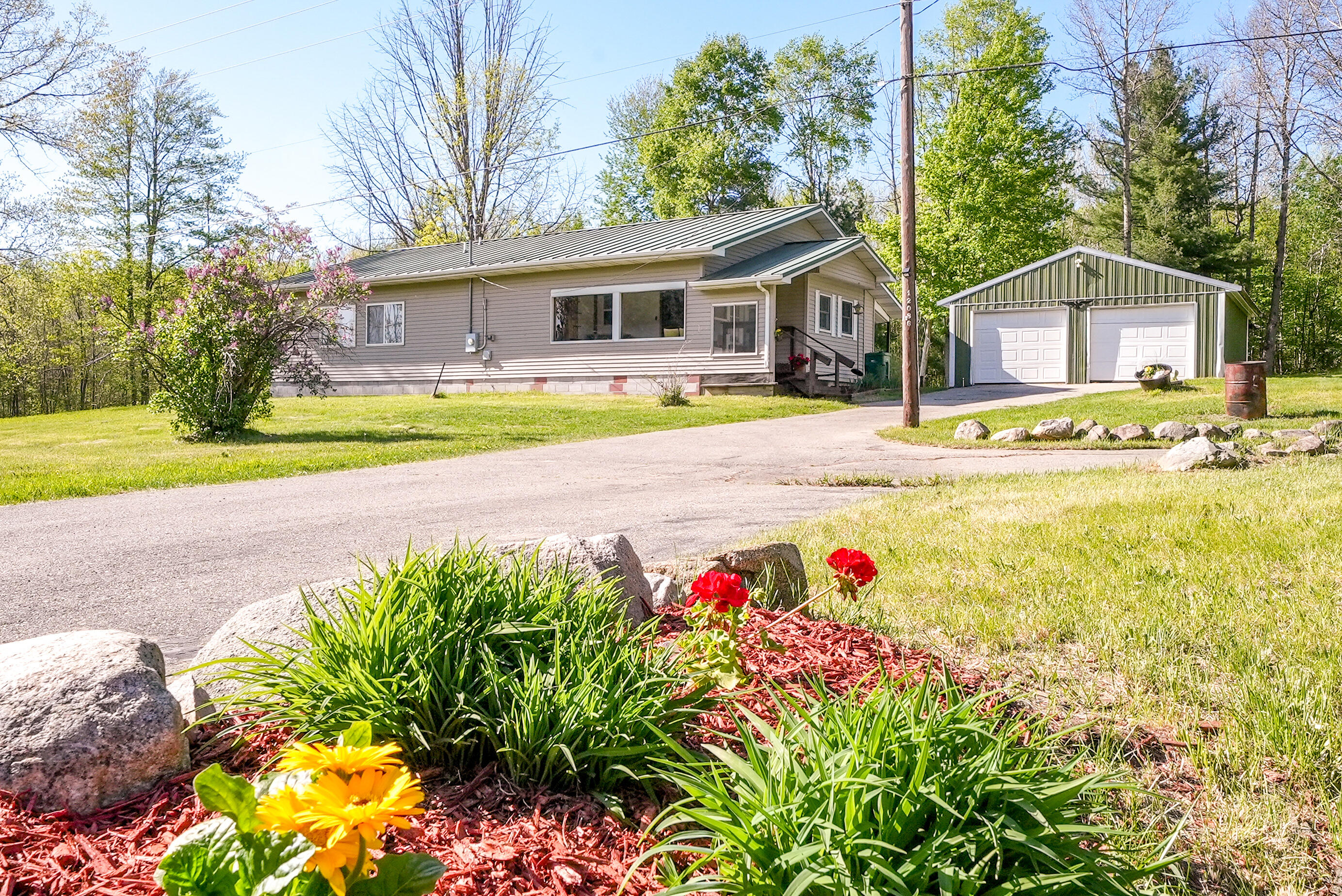 12086 13 Mile Road Rodney, MI 49342 - Photo 1 of 43 DSC05870