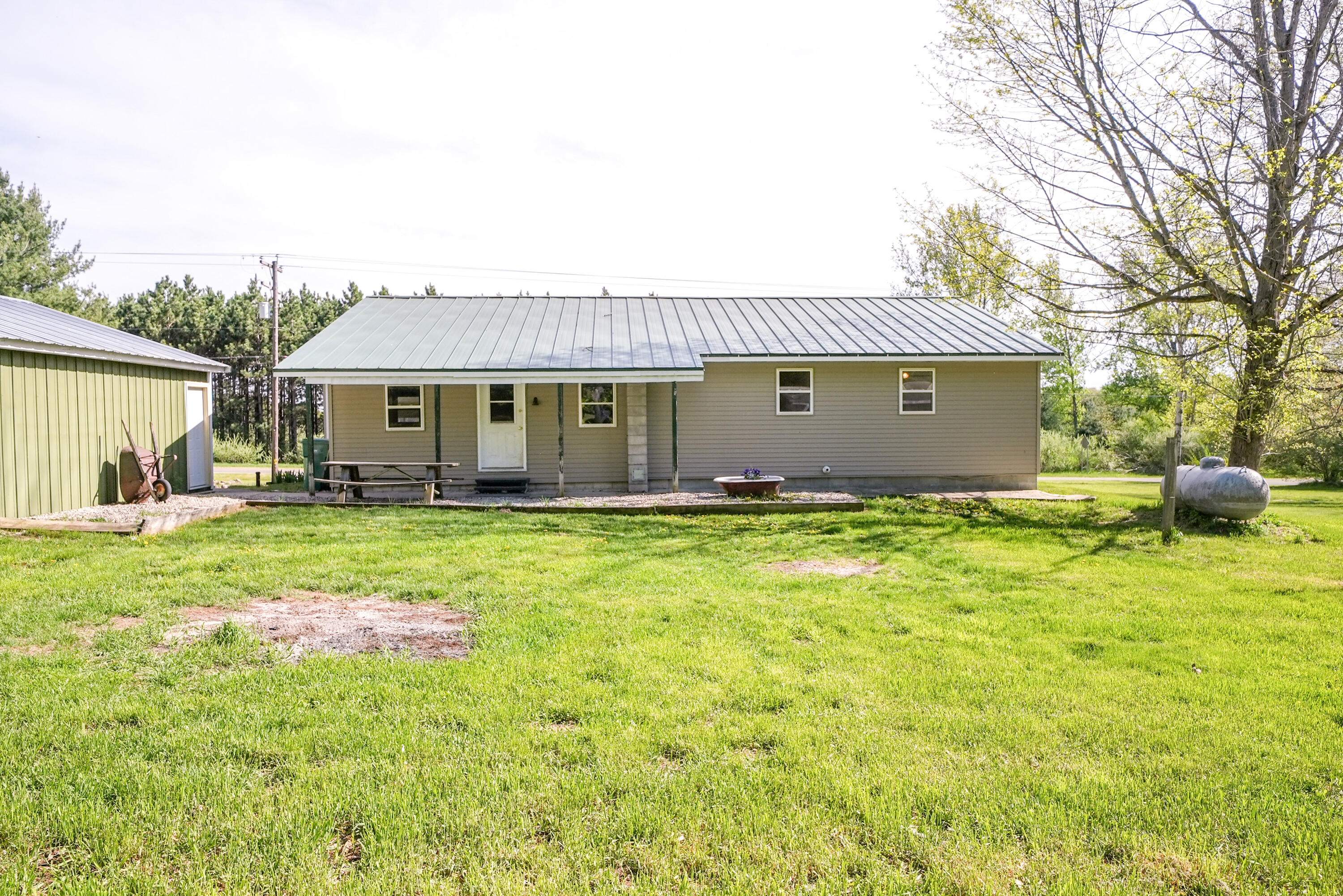 12086 13 Mile Road Rodney, MI 49342 - Photo 34 of 43 DSC05859