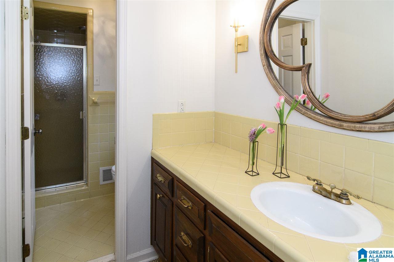 3412 River Bend Road Birmingham, AL 35243 - Photo 17 of 36