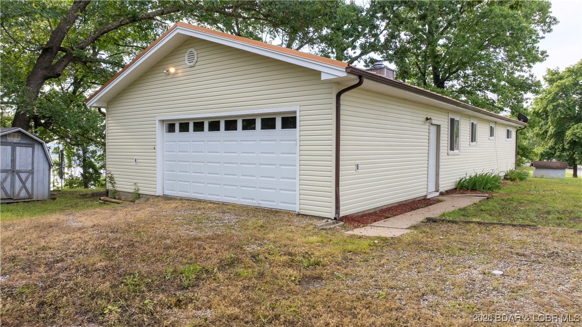 798 El Tampa Road Camdenton, MO 65020 - Photo 2 of 31