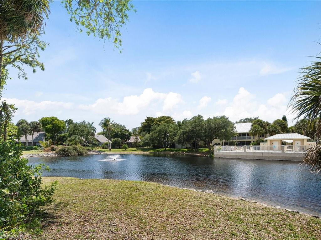 1353 Solana Road, Unit M3 Naples, FL 34103 - Photo 18 of 20 Gallery Image 18