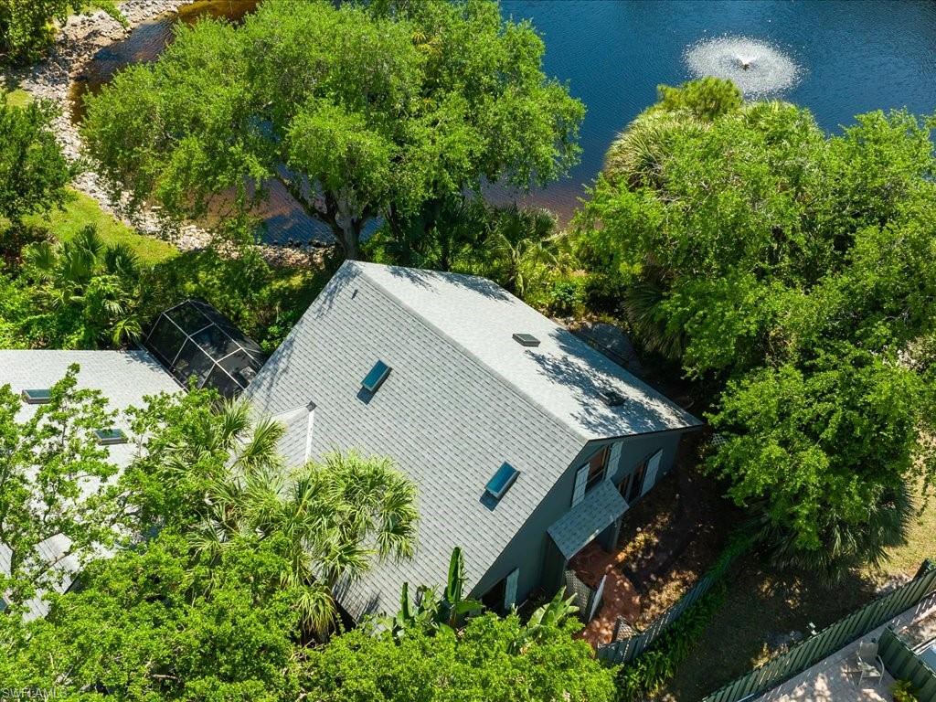 1353 Solana Road, Unit M3 Naples, FL 34103 - Photo 2 of 20 Gallery Image 2