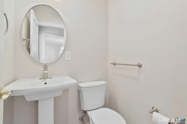 $9,500 | 815 Valley Road, New Canaan, CT 06840