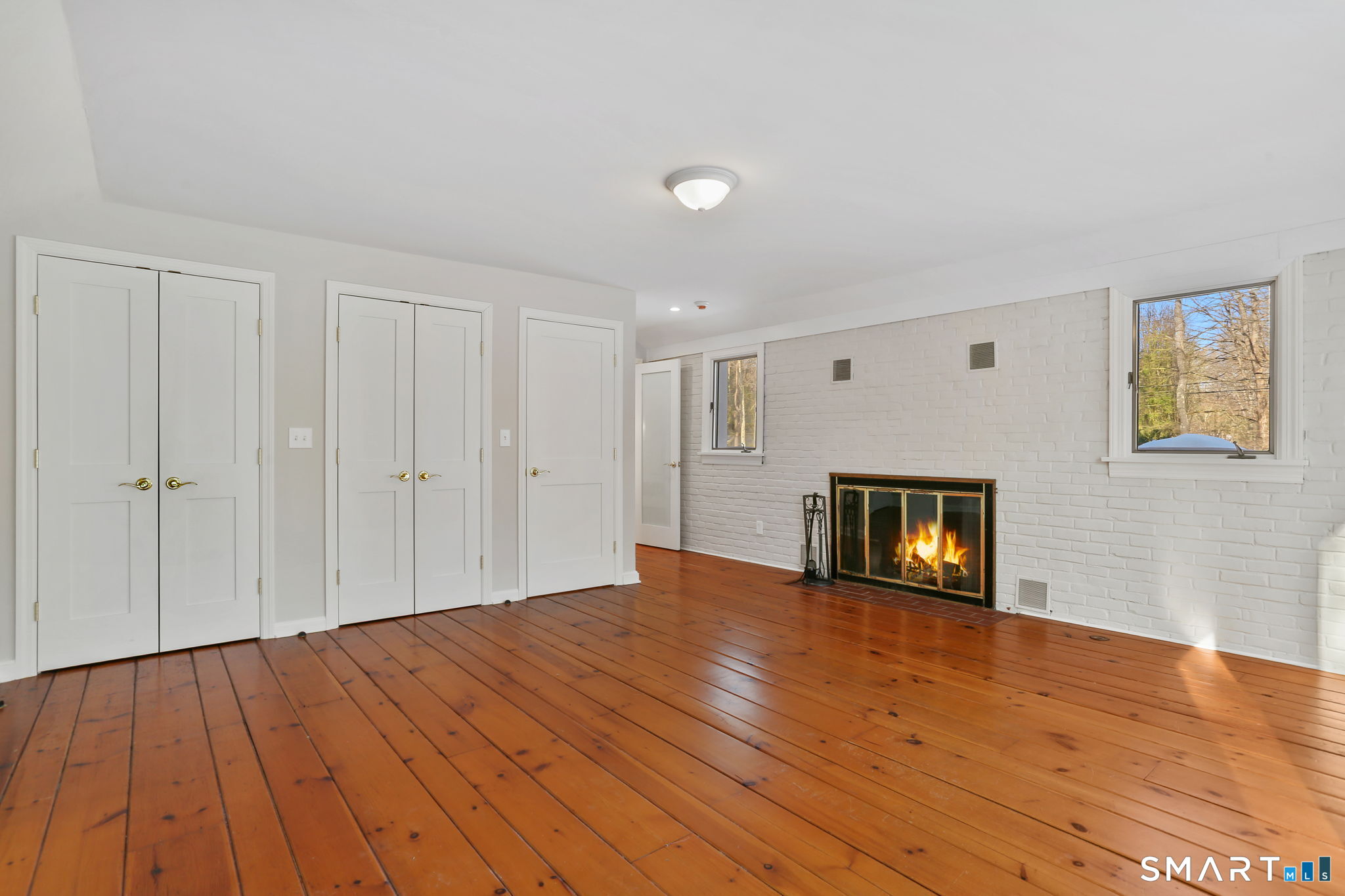 815 Valley Road New Canaan, CT 06840 - Photo 14 of 28