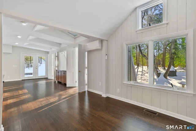 $9,500 | 815 Valley Road, New Canaan, CT 06840