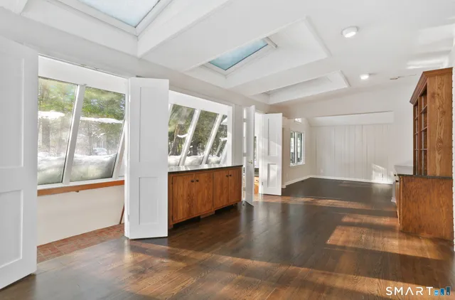 $9,500 | 815 Valley Road, New Canaan, CT 06840