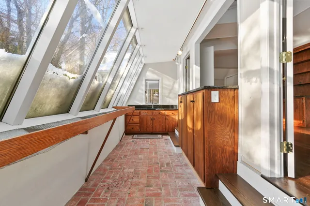 $9,500 | 815 Valley Road, New Canaan, CT 06840