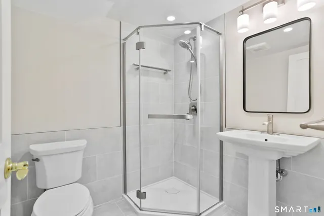 $9,500 | 815 Valley Road, New Canaan, CT 06840