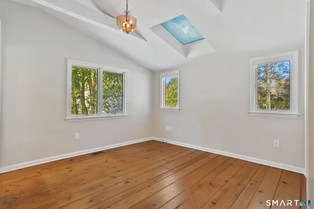 $9,500 | 815 Valley Road, New Canaan, CT 06840