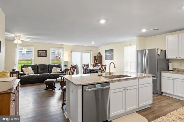 $360,000 | 287 Aylesbury Lane, Martinsburg, WV 25403