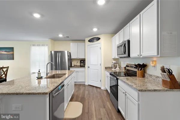$360,000 | 287 Aylesbury Lane, Martinsburg, WV 25403