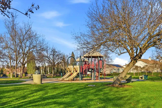 $689,000 | 8753 Cypress Creek Way, Elk Grove, CA 95758