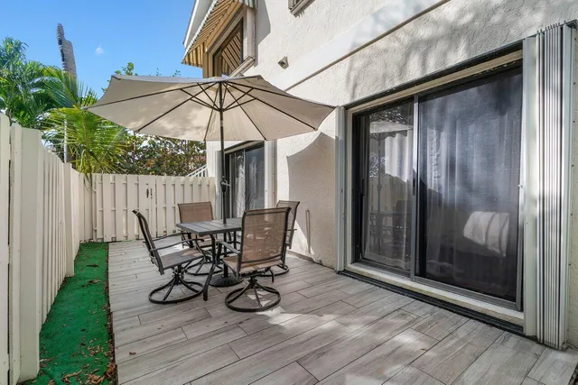 $3,200 | 820 Bella Vista Court South, Unit 20, Jupiter, FL 33477