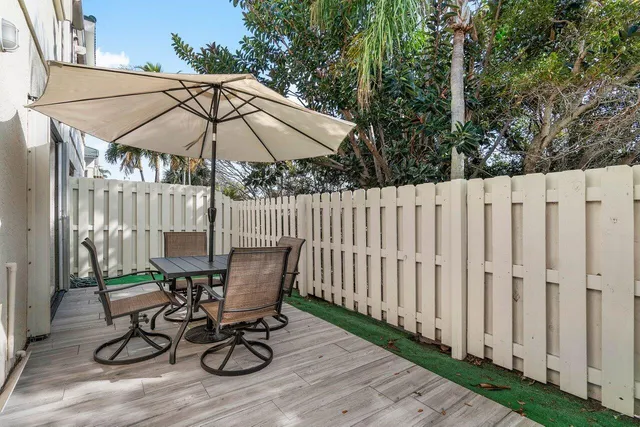 $3,200 | 820 Bella Vista Court South, Unit 20, Jupiter, FL 33477