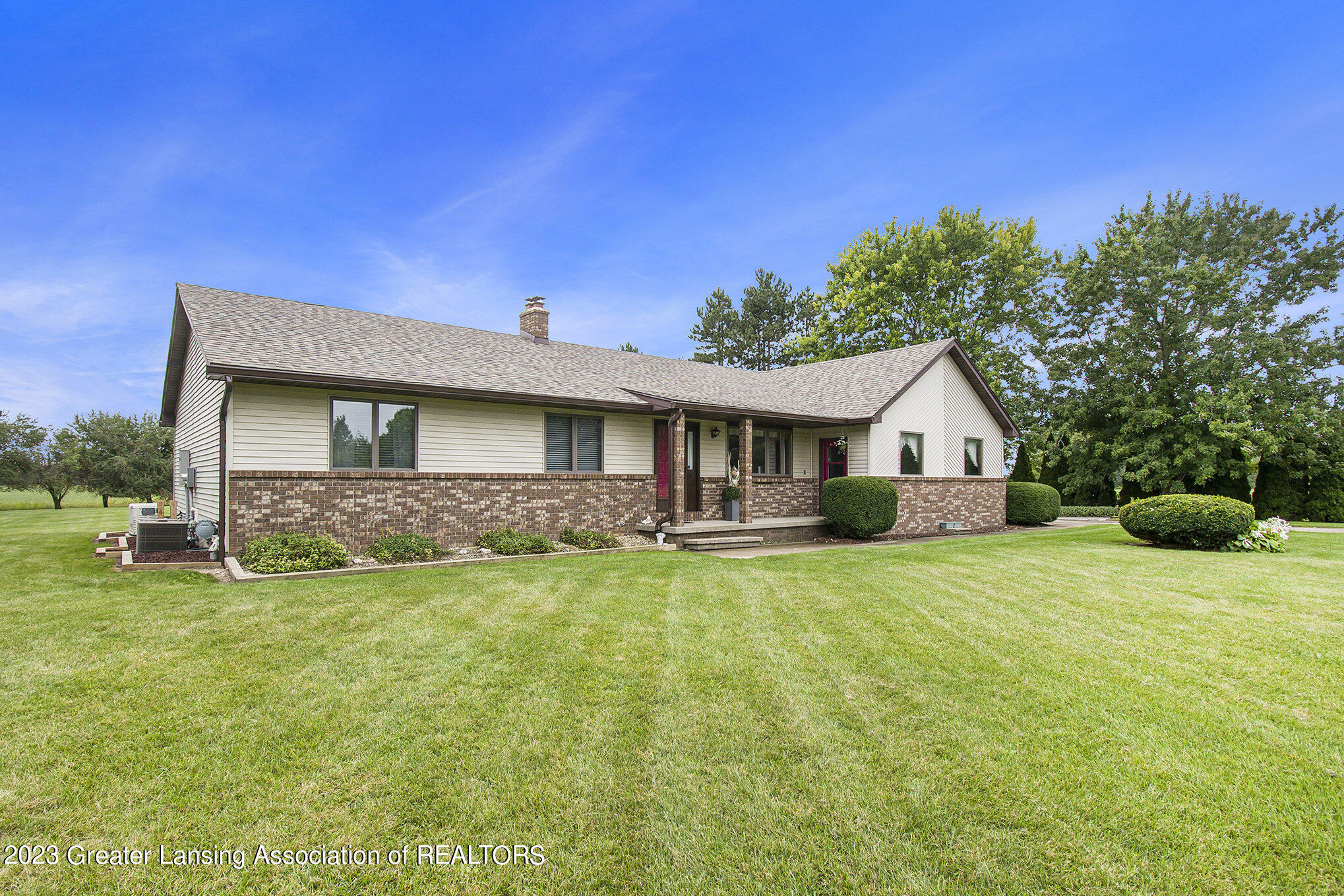 3645 West Columbia Road Mason, MI 48854 - Photo 4 of 44 004_ndp5638