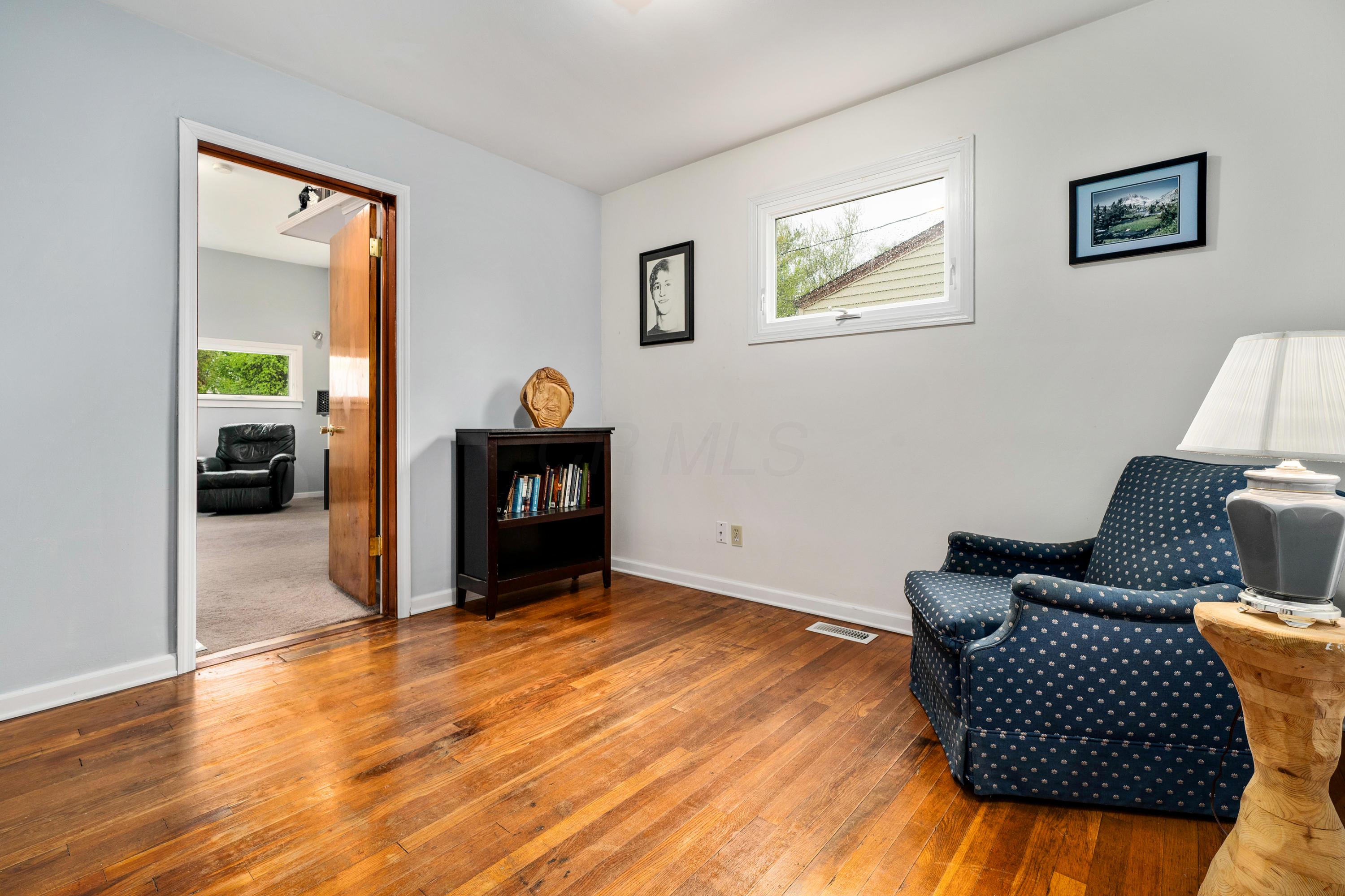 2467 Shrewsbury Road Columbus, OH 43221 - Photo 18 of 31