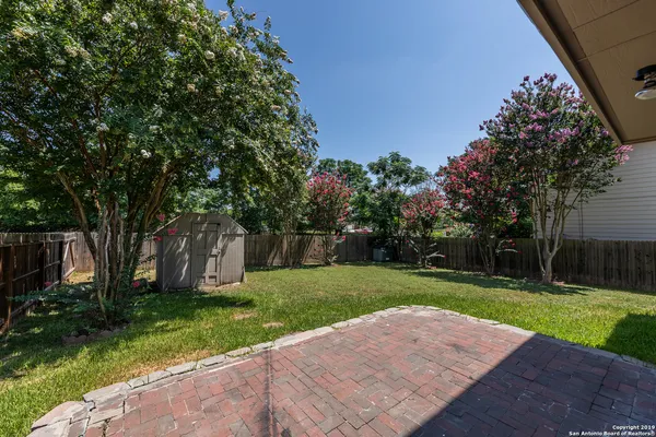 $1,750 | 6038 Woodway Court, San Antonio, TX 78249
