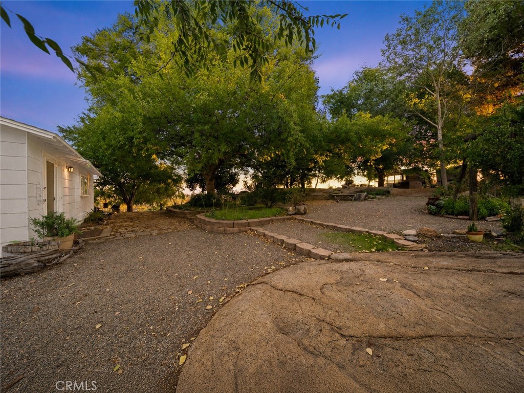 44465 Ruellin Road Hemet, CA 92544 - Photo 8 of 43