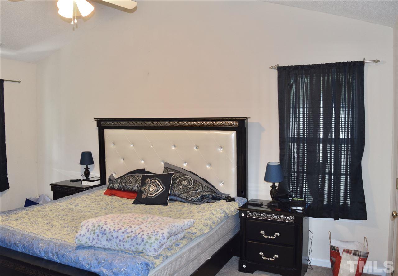 213 Ruby Ridge Road Durham, NC 27703 - Photo 7 of 26 Gallery Image 7