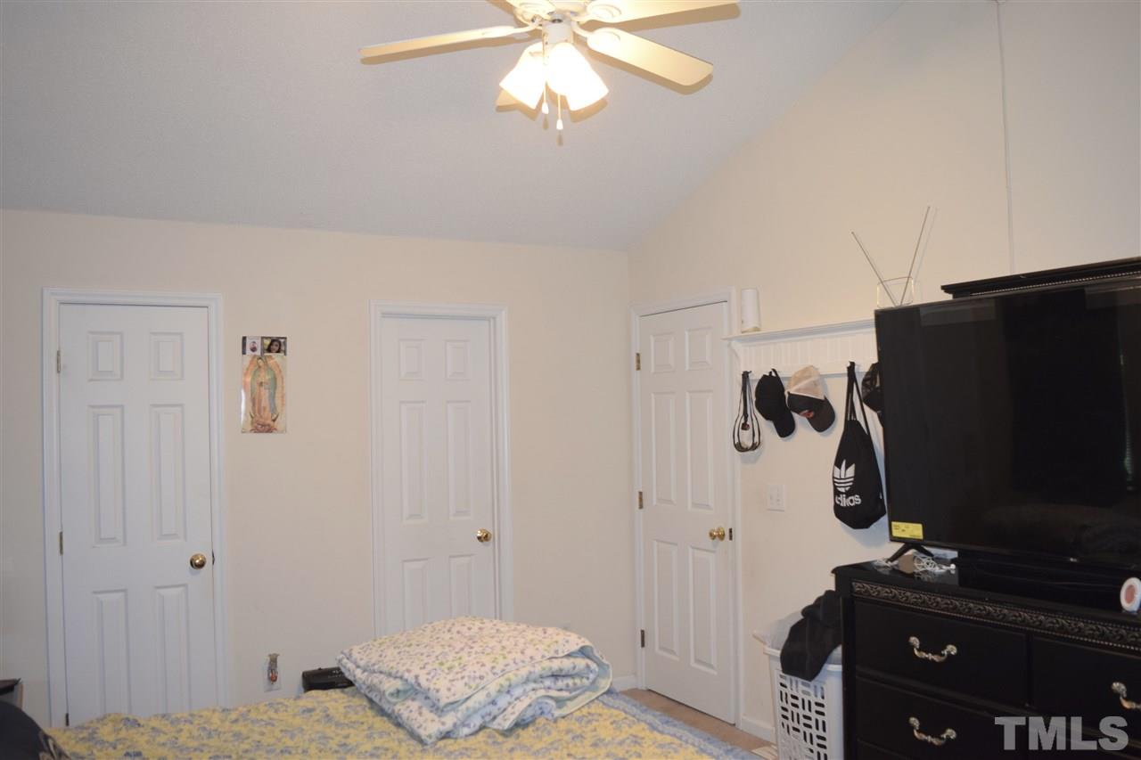 213 Ruby Ridge Road Durham, NC 27703 - Photo 9 of 26 Gallery Image 9