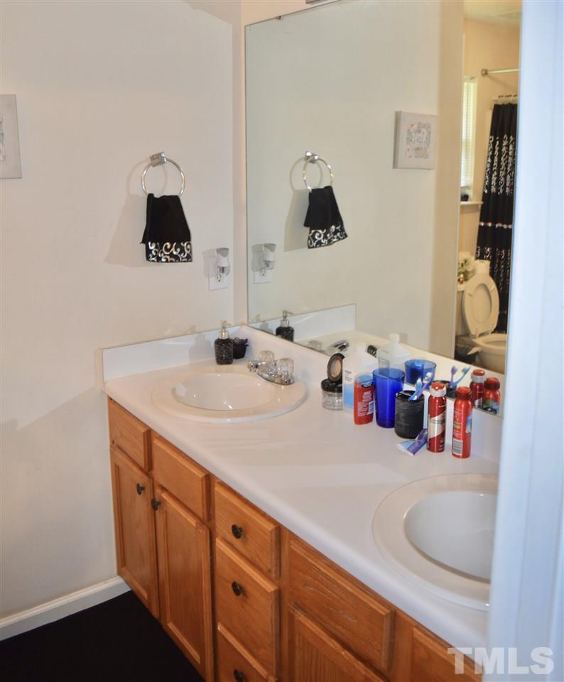 213 Ruby Ridge Road Durham, NC 27703 - Photo 10 of 26 Gallery Image 10
