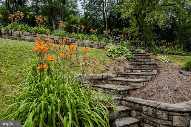 $674,900 | 1621 Howard Avenue, Pottsville, PA 17901